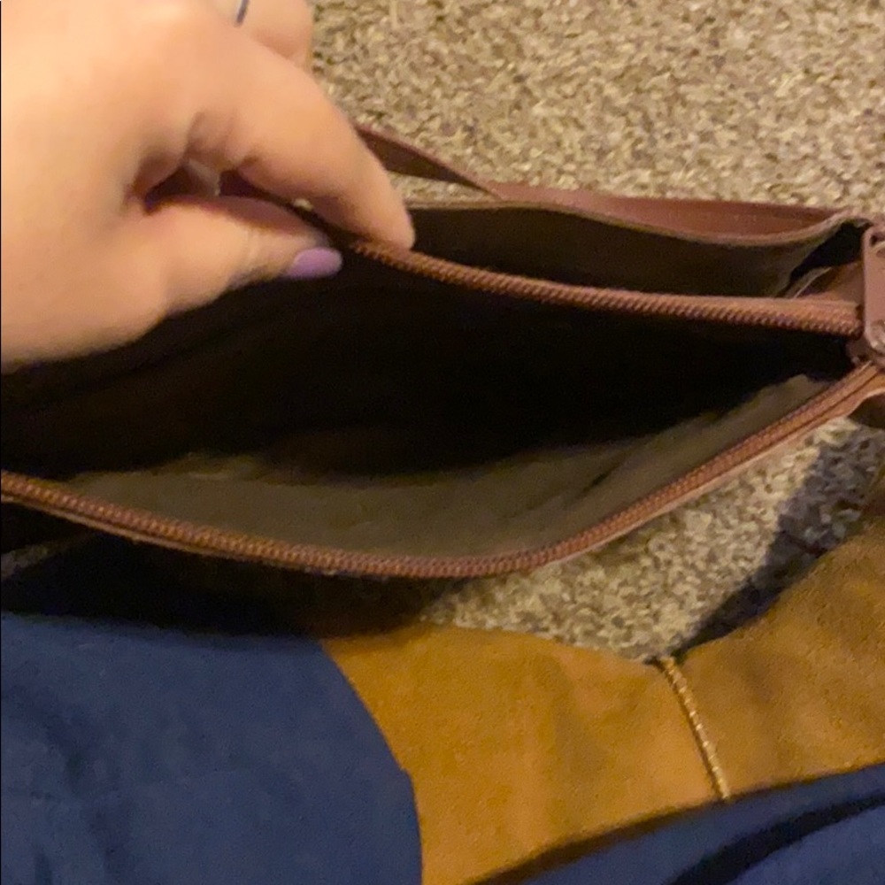 Purse - Picture 2 of 3